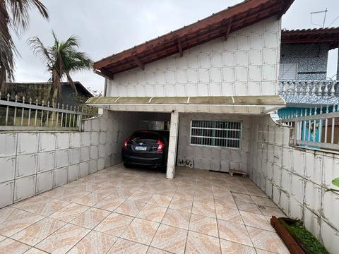 Casa à venda, com 2 quartos, com 101.45 m²